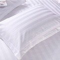 Lenjerie de pat pentru o persoana, Boutique Damasc, Premium, 3 piese, policoton, TC 250, 150 gr/mp, alb